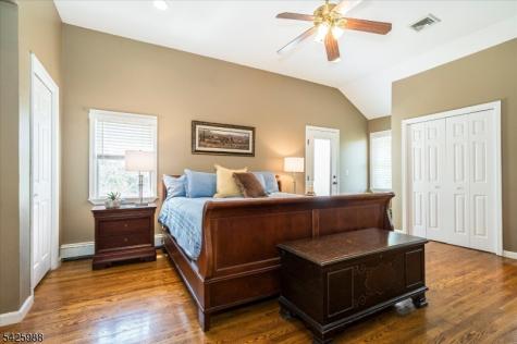 107 Main Street Glen Rock NJ 07452