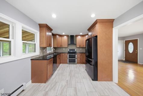 18 Belton Street Byram NJ 07874