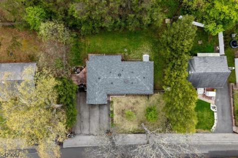 18 Belton Street Byram NJ 07874