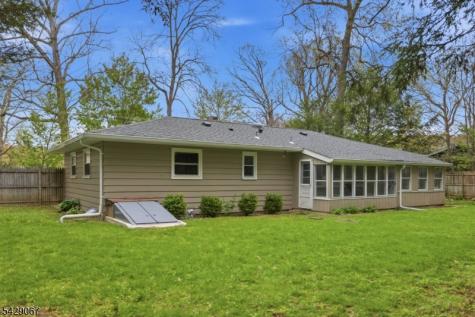 18 Belton Street Byram NJ 07874