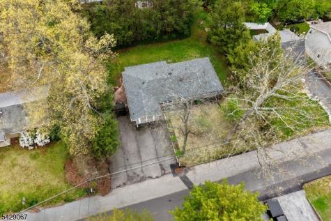 18 Belton Street Byram NJ 07874