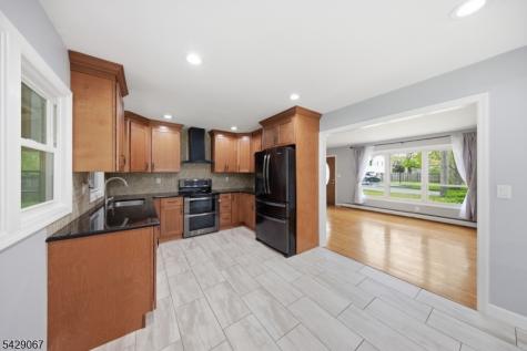 18 Belton Street Byram NJ 07874