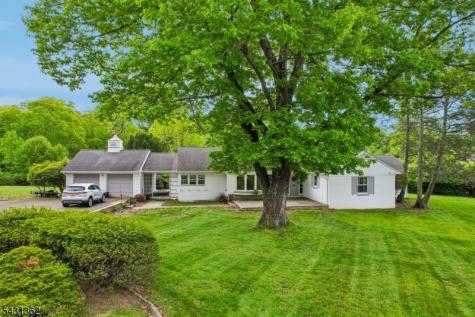 6 Saw Mill Road North Haledon NJ 07508