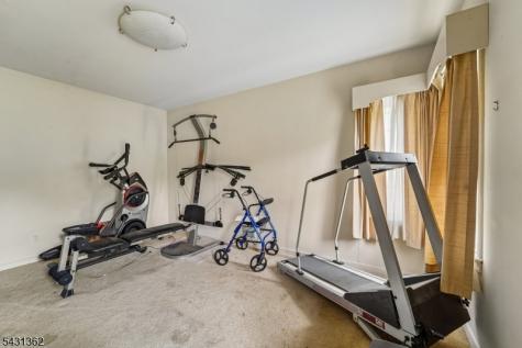 6 Saw Mill Road North Haledon NJ 07508