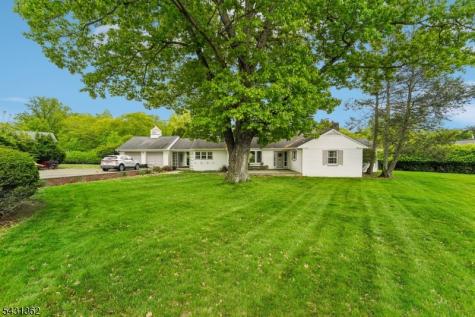 6 Saw Mill Road North Haledon NJ 07508