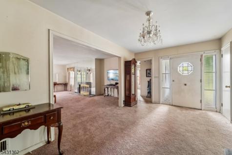 6 Saw Mill Road North Haledon NJ 07508