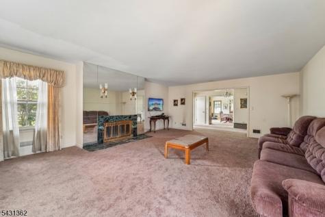 6 Saw Mill Road North Haledon NJ 07508