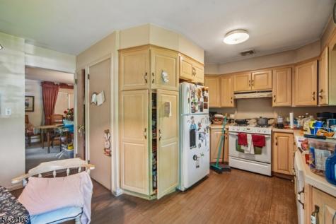 22 Marlton Drive Wayne NJ 07470