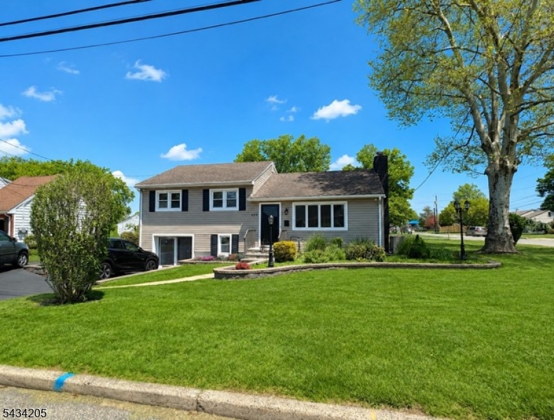 404 Czaplicki Street Manville NJ 08835