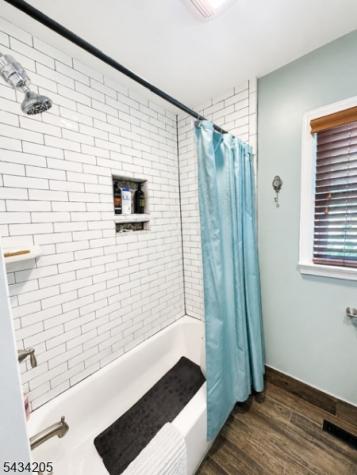 404 Czaplicki Street Manville NJ 08835