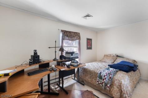 311 Bell Avenue Raritan NJ 08869
