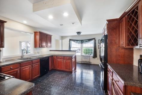 311 Bell Avenue Raritan NJ 08869