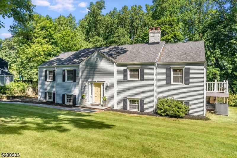 26 Rolling Hill Drive Morris NJ 07960