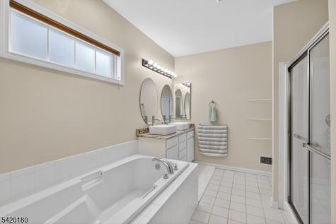 314 Biltmore Lane Franklin NJ 08873