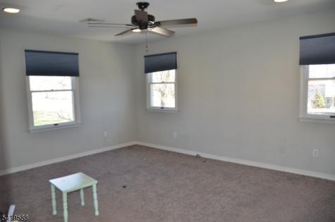 8 Millbrook Road Franklin NJ 07882