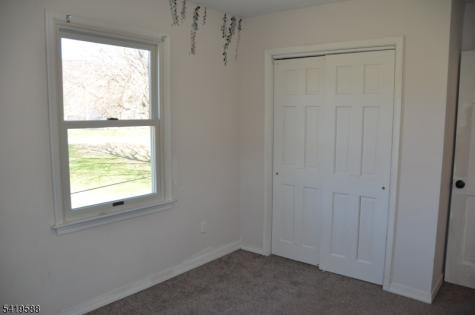8 Millbrook Road Franklin NJ 07882
