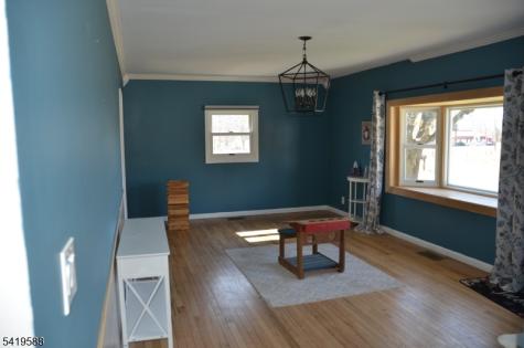8 Millbrook Road Franklin NJ 07882