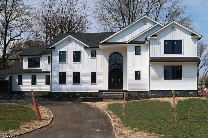 261 Apple Tree Lane Mountainside NJ 07092