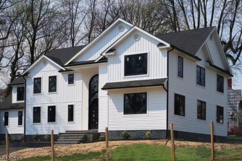 261 Apple Tree Lane Mountainside NJ 07092