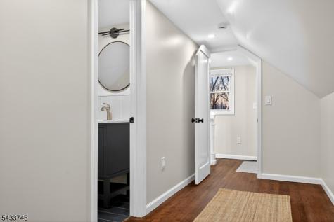 5 Lois Avenue East Brunswick NJ 08816