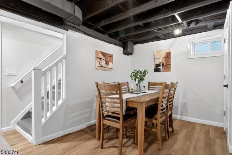 5 Lois Avenue East Brunswick NJ 08816