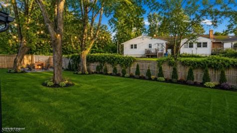 5 Lois Avenue East Brunswick NJ 08816
