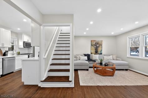 5 Lois Avenue East Brunswick NJ 08816