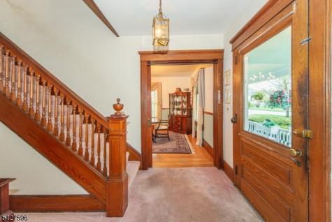 35 Eyland Avenue Roxbury NJ 07876