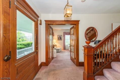 35 Eyland Avenue Roxbury NJ 07876