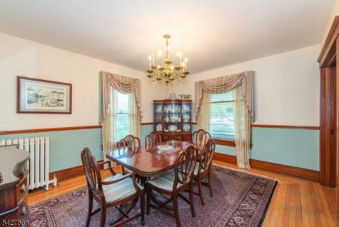 35 Eyland Avenue Roxbury NJ 07876
