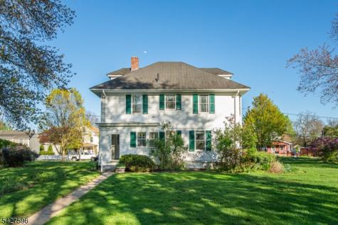 35 Eyland Avenue Roxbury NJ 07876