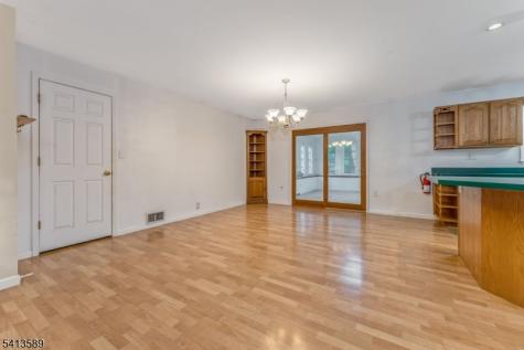 19 Hillside Drive Clinton NJ 08809