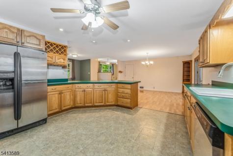19 Hillside Drive Clinton NJ 08809