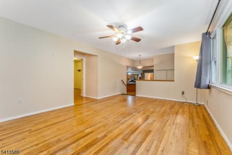 19 Hillside Drive Clinton NJ 08809