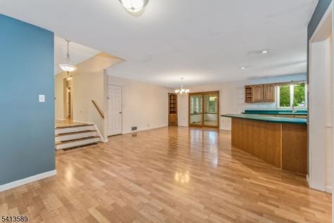 19 Hillside Drive Clinton NJ 08809