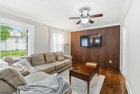 372 Newton Street North Plainfield NJ 07060