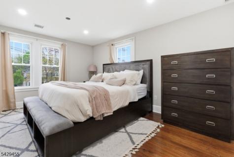 372 Newton Street North Plainfield NJ 07060