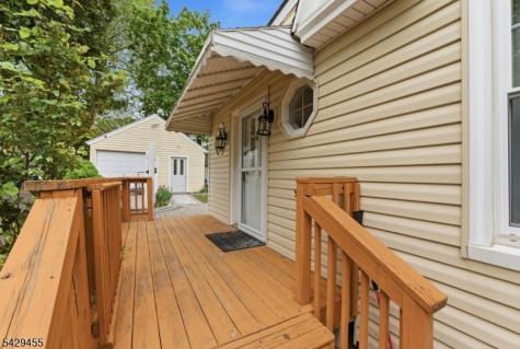 372 Newton Street North Plainfield NJ 07060