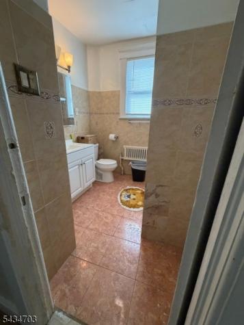 471 20TH Avenue Paterson NJ 07513