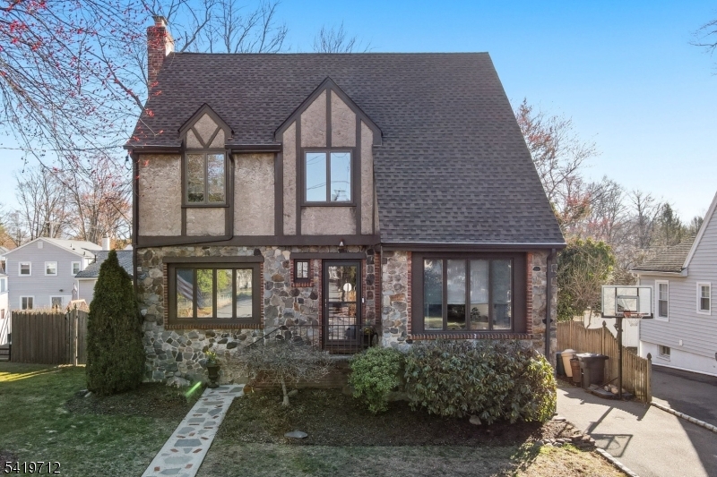 20 Vincent Street Hillsdale NJ 07642