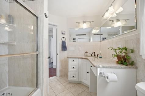 20 Vincent Street Hillsdale NJ 07642