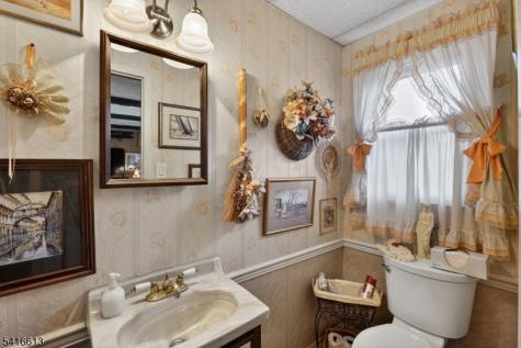 144 Turner Street Woodbridge NJ 07064