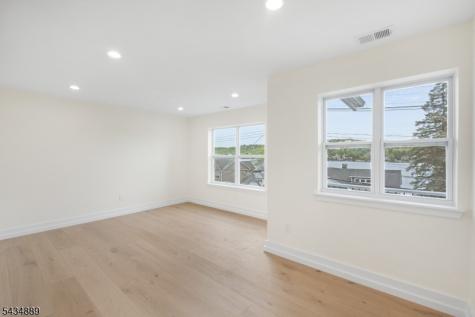 269 E Shore Trail Sparta NJ 07871