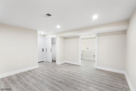 269 E Shore Trail Sparta NJ 07871