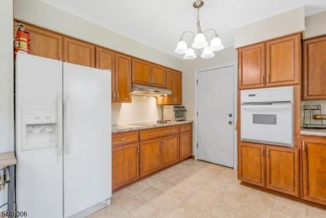 209 Spring Garden Road Holland NJ 08848