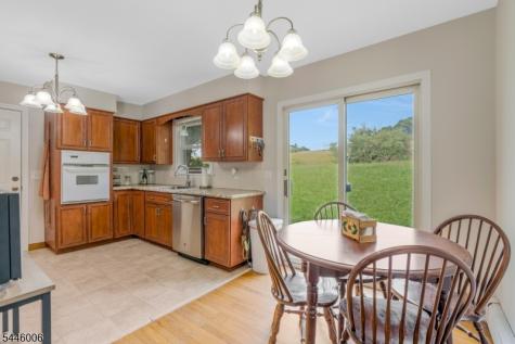 209 Spring Garden Road Holland NJ 08848