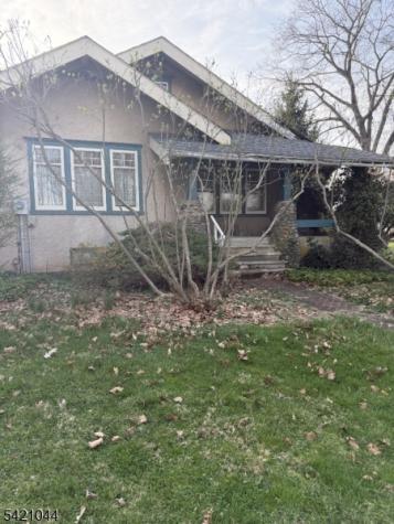 37 Parker Street Belvidere NJ 07823