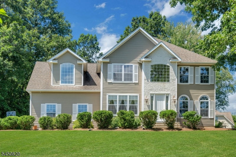 6 Sabine Lane Hardyston NJ 07416