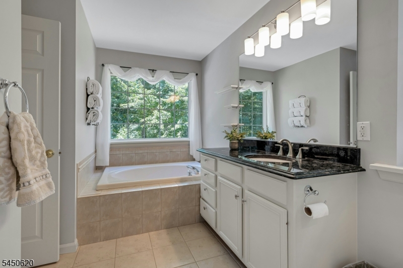 6 Sabine Lane Hardyston NJ 07416