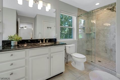 6 Sabine Lane Hardyston NJ 07416